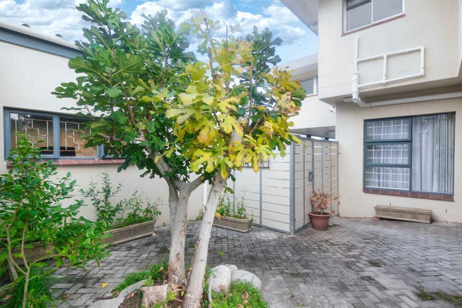 4 Bedroom Property for Sale in Voelklip Western Cape